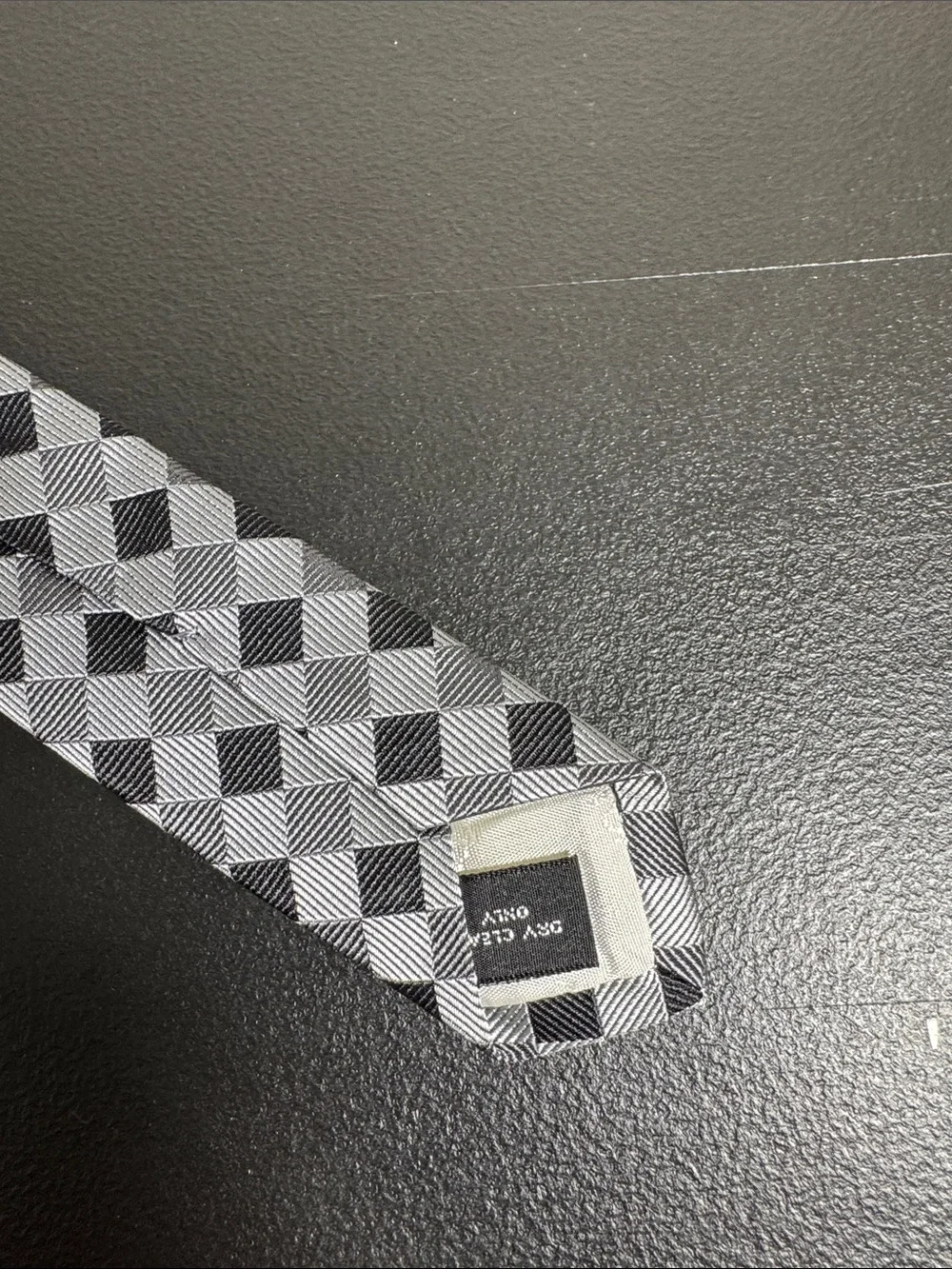 Charles Hill Silk mens silver black diamond pattern 100% silk luxury tie EUC